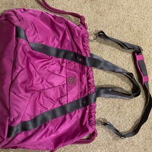 Lululemon Workout/Travel/Duffle Bag